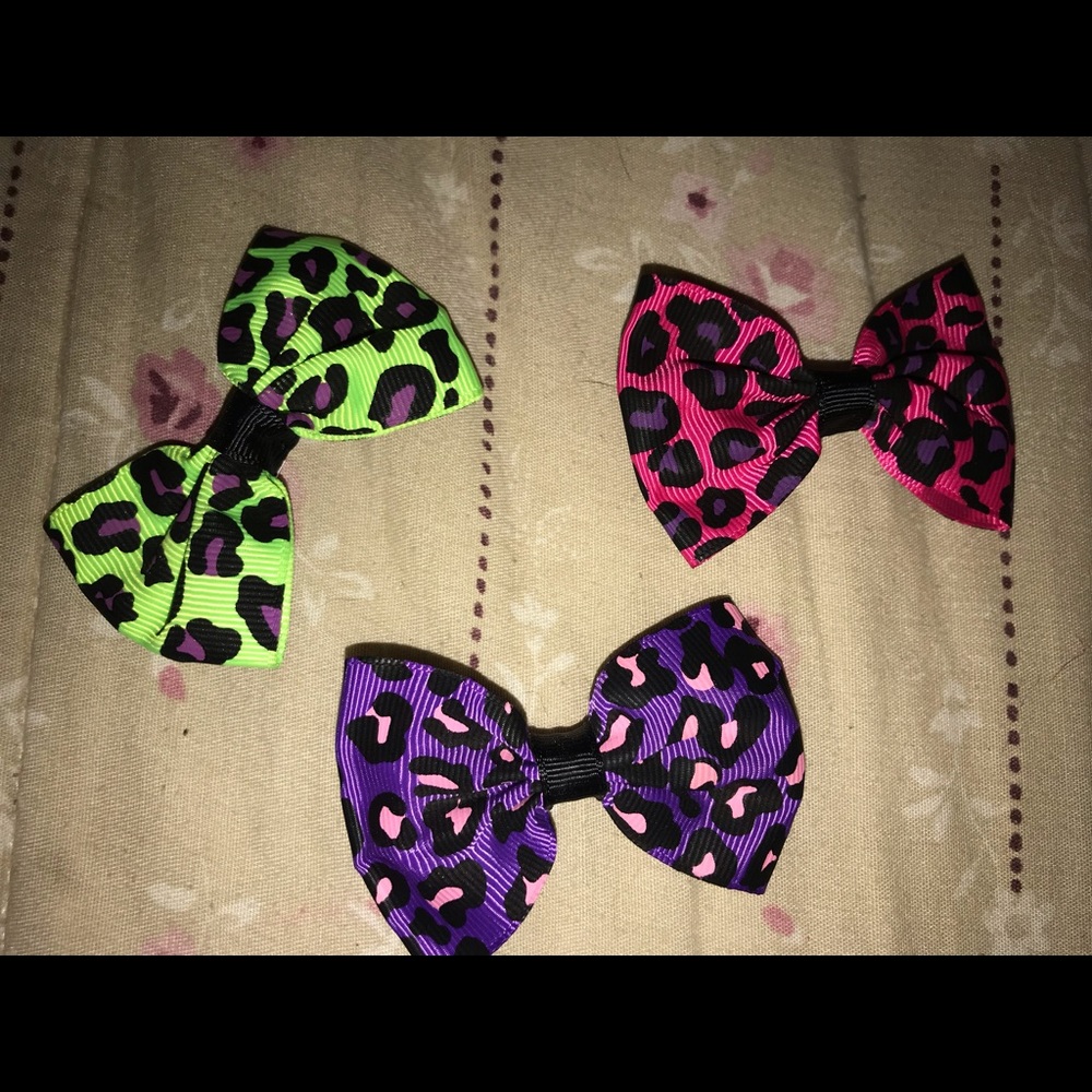 3 piece neon leopard bows